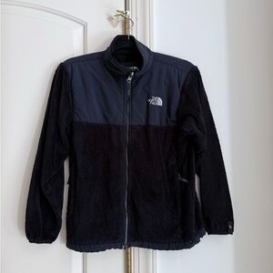 The North Face Black Denali Fleece Jacket Youth/Jrs. Large / women’s XS-S